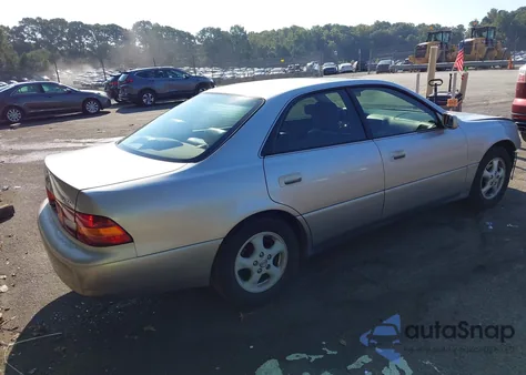 1997 Lexus Es 300 z USA, uszkodzony, nr VIN JT8BF22G3V5001200